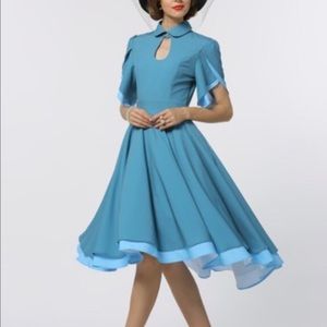 Sucrefas Petal Sleeve Midi dress